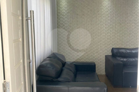 Casa à venda com 3 quartos, sendo 1 suíte, em Jardim Márcia, Suzano, SP