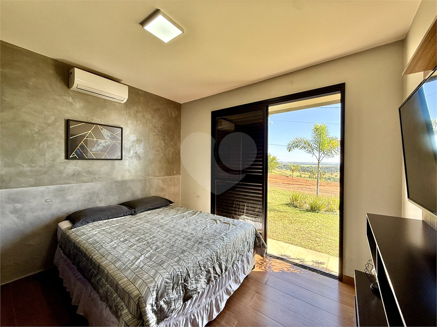 Casa à venda com 3 quartos, sendo 1 suíte,  em Terras de Santa Cristina XIII Setor Marina, Paranapanema, SP