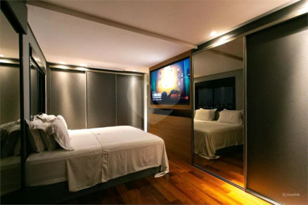 Magnífica Cobertura Penthouse à venda no condomínio Piscine Resort.