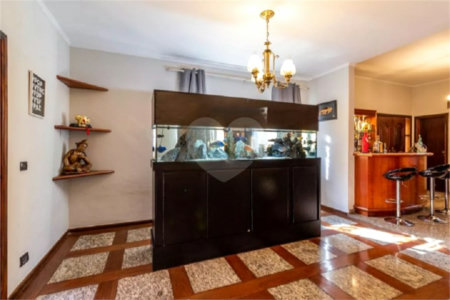 Sobrado à venda com 5 quartos, sendo 4 suítes, em Vila Galvão, Guarulhos, SP