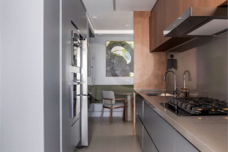 Apartamento à venda com 4 quartos, sendo 2 suítes,  em Vila Mariana, São Paulo, SP