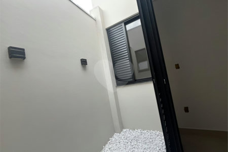 Casa de Vila à venda com 3 quartos, sendo 1 suíte, em Vila São Caetano, Sorocaba, SP