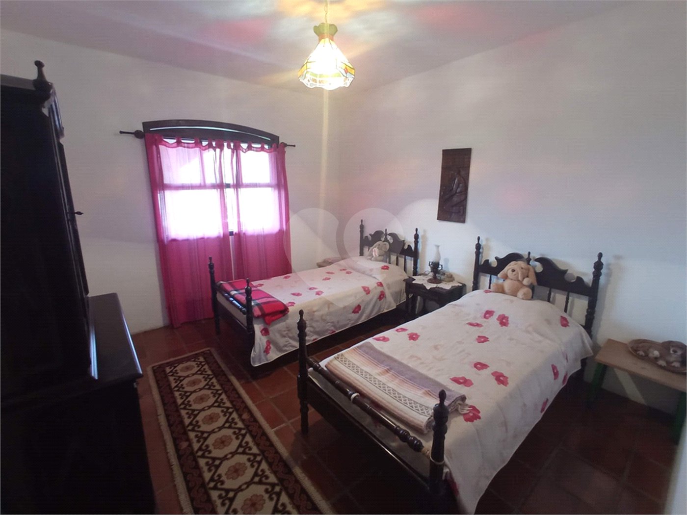 Casa à venda com 4 quartos, sendo 1 suíte, no condomínio Alpes da Cantareira, Mairiporã - SP