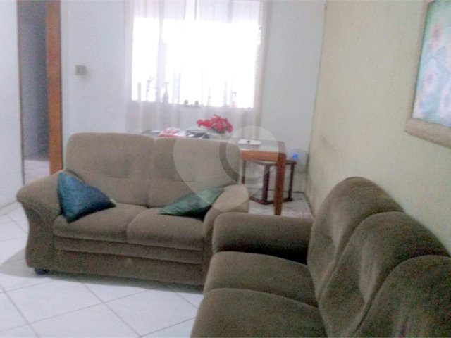 Casa Térrea à venda com 3 quartos, sendo 1 suíte,  em Imirim, São Paulo, SP