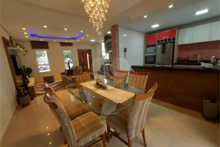 Casa à venda com 3 quartos, sendo 1 suíte, no condomínio Golden Park Residence II, Sorocaba - SP
