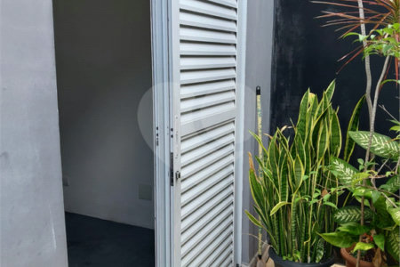 Casa à venda com 5 quartos, sendo 2 suítes,  em Jardim Bonfiglioli, São Paulo, SP
