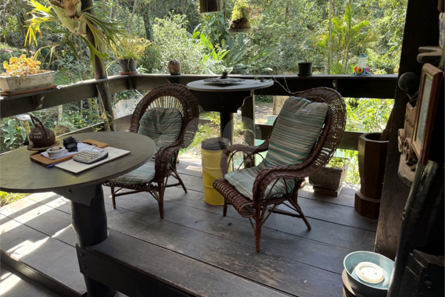 Casa à venda com 4 quartos no condomínio Parque Suiça, Caieiras - SP