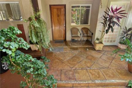 Casa à venda ou para alugar com 3 quartos, sendo 1 suíte, no condomínio Rsidencial Jatoba, Ribeirão Preto - SP