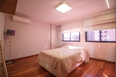 Apartamento à venda com 4 quartos, sendo 2 suítes,  em Tijuca, Rio de Janeiro, RJ