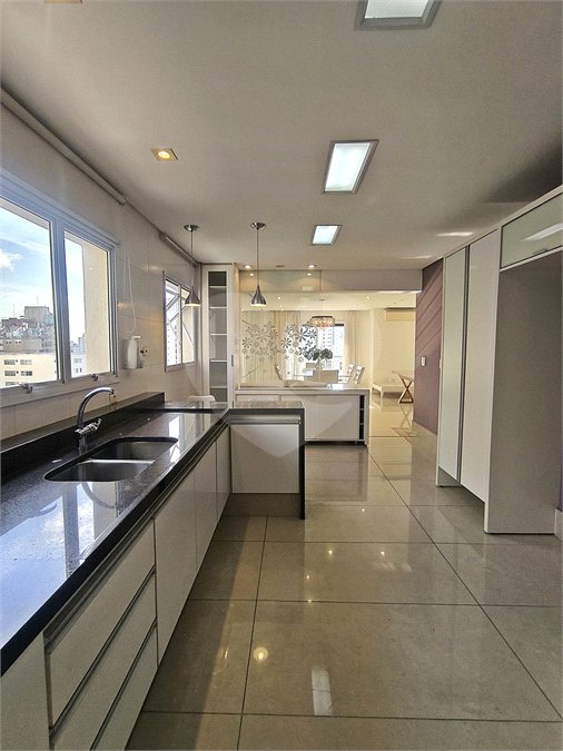 Apartamento à venda com 4 quartos, sendo 3 suítes, em Santana, São Paulo, SP