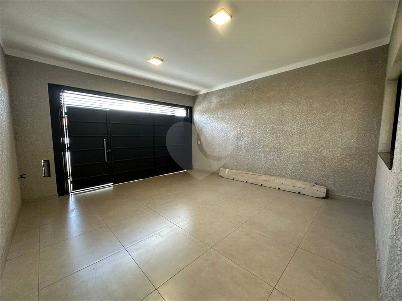 Casa à venda com 3 quartos, sendo 1 suíte, em Vila Carolina, Itapetininga, SP