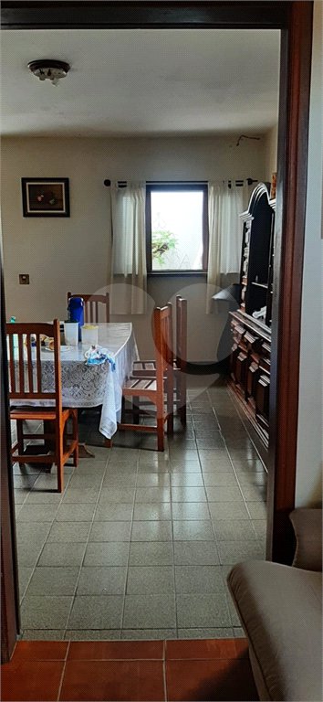 Sobrado à venda com 8 quartos em Jardim São Luís, São Paulo, SP