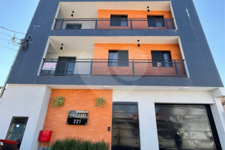 Casa à venda com 2 quartos no condomínio Residencial Calegari, São Paulo - SP