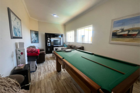 Casa à venda com 4 quartos, sendo 2 suítes, em Vila Nastri, Itapetininga, SP