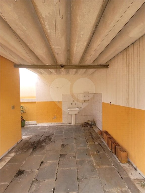 Casa à venda com 3 quartos, sendo 1 suíte, em Vila Vitório Mazzei, São Paulo, SP