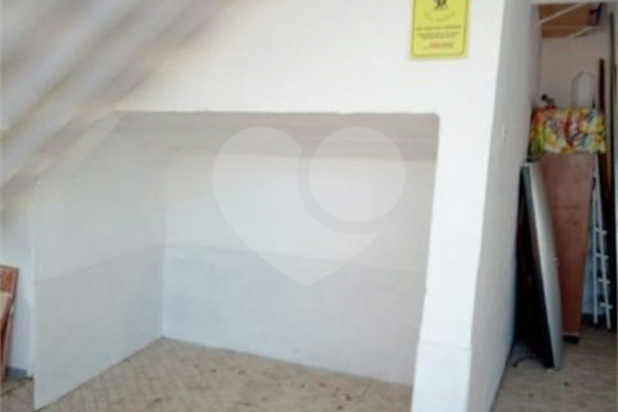 Sobrado à venda com 3 quartos, sendo 1 suíte, em Vila Paulicéia, São Paulo, SP