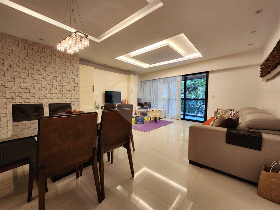 Apartamento à venda com 4 quartos, sendo 1 suíte, em Tijuca, Rio de Janeiro, RJ