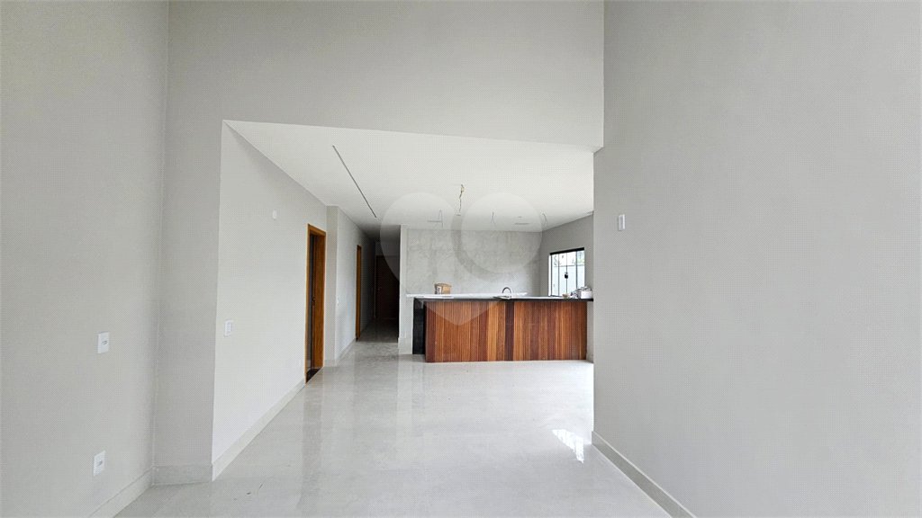 Casa à venda com 3 quartos, sendo 1 suíte, no condomínio Grand Park, Rio de Janeiro - RJ