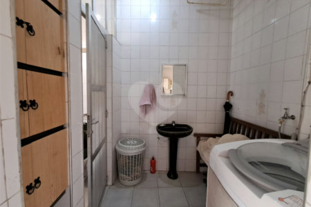 Sobrado à venda com 3 quartos em Água Branca, São Paulo, SP