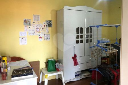 Casa à venda com 3 quartos em Vila Nova Galvão, São Paulo, SP
