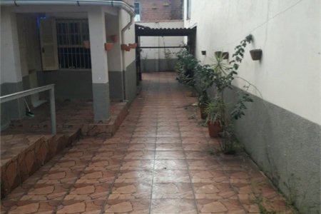 Casa Térrea à venda com 3 quartos em Jardim Nadir, São Paulo, SP