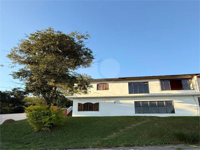 Casa à venda com 6 quartos, sendo 2 suítes,  no condomínio Alpes de Mairiporã, Mairiporã - SP