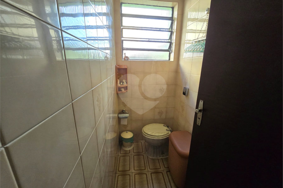Casa à venda com 4 quartos, sendo 1 suíte, em Vila Paiva, São Paulo, SP