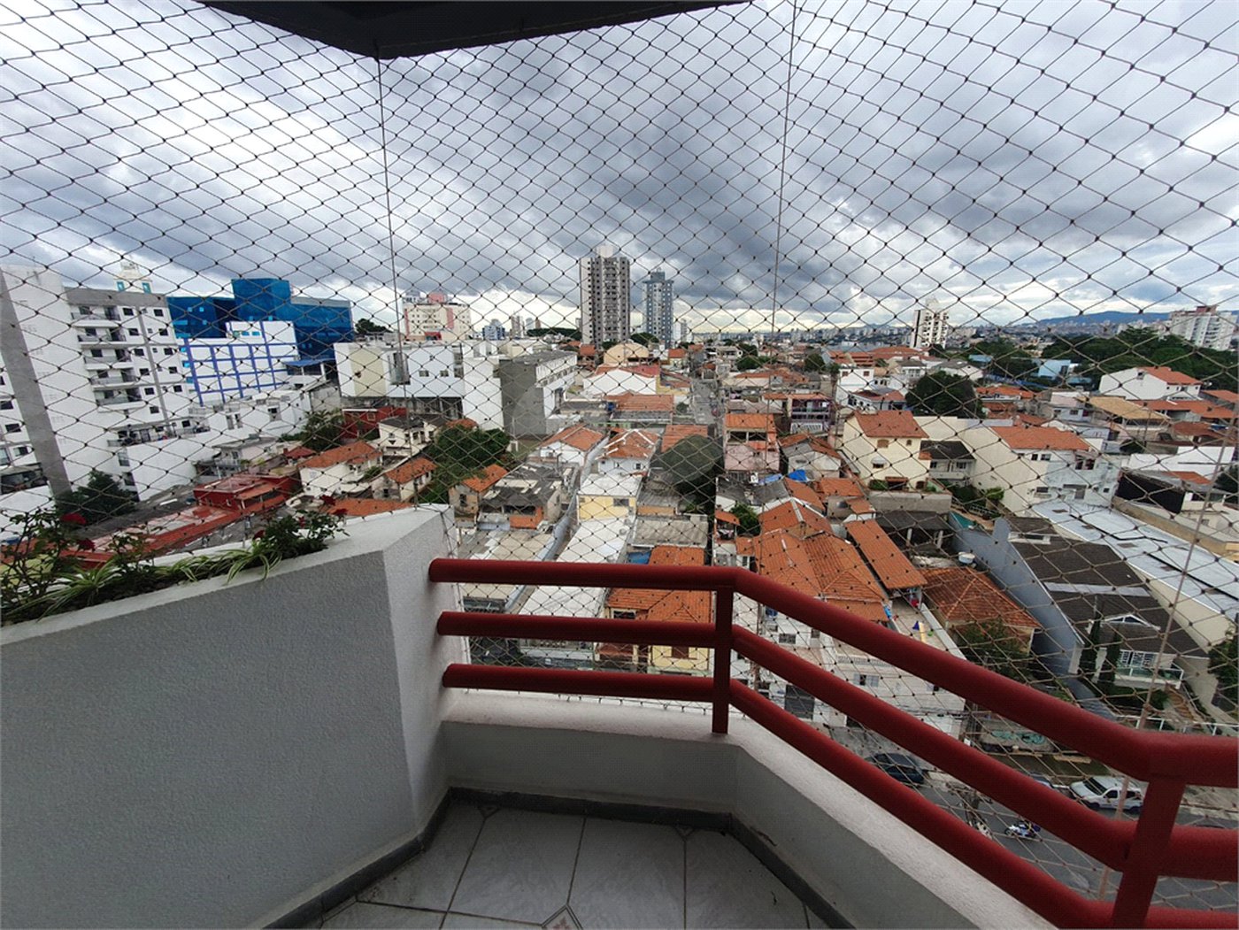 Apartamento para alugar com 3 quartos, sendo 1 suíte, em Vila Santana, São Paulo, SP