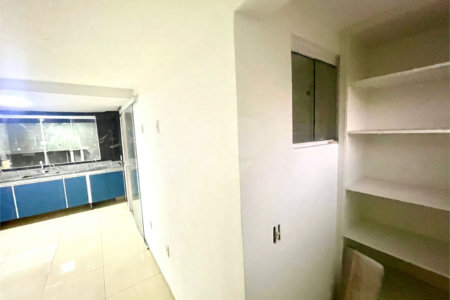 Casa em condomínio à venda com 3 quartos, sendo 2 suítes,  em Praia Rasa, Armação dos Búzios, RJ