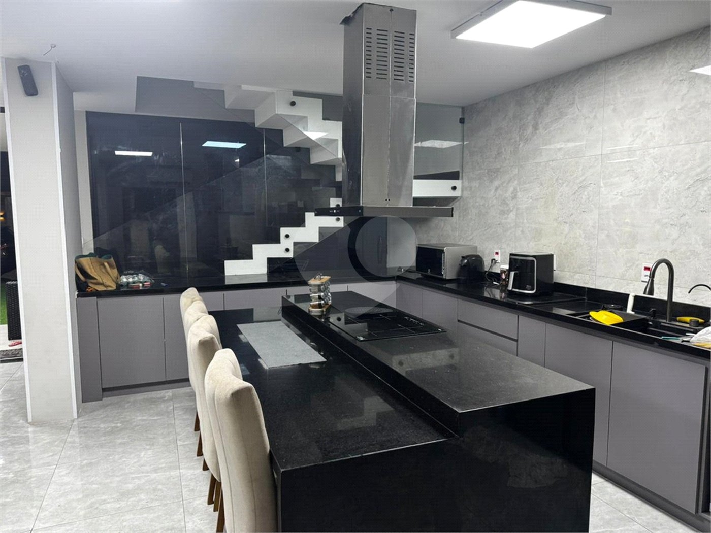 Casa à venda com 4 quartos, sendo 3 suítes, em Campo Grande, Rio de Janeiro, RJ