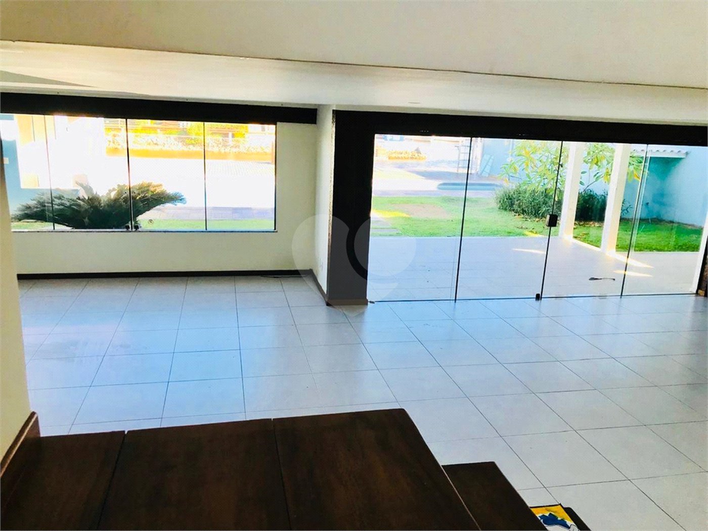 Casa para alugar com 5 quartos, sendo 4 suítes, em Marina, Armação dos Búzios, RJ