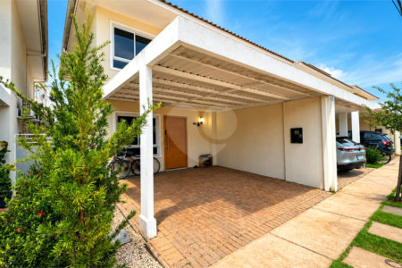Casa à venda com 3 suítes no condomínio Palm Village, Cuiabá - MT