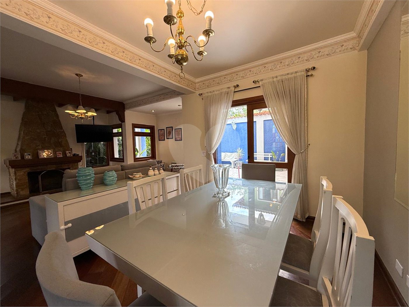 Casa à venda ou para alugar com 3 quartos, sendo 1 suíte, no condomínio Da Serra, São Paulo - SP