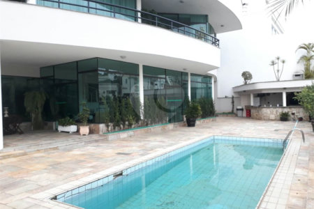 Casa à venda com 5 suítes em Jardim Franca, São Paulo, SP
