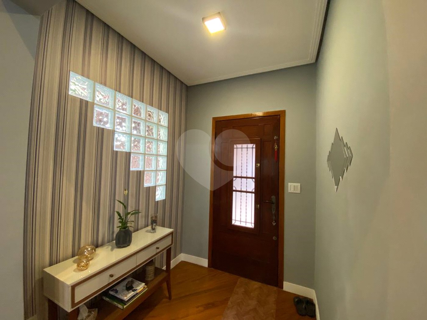 Sobrado à venda com 2 quartos, sendo 1 suíte, em Horto, São Paulo, SP