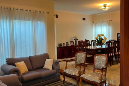 Casa à venda com 3 quartos, sendo 1 suíte,  em Santos Dumont, Três Lagoas, MS