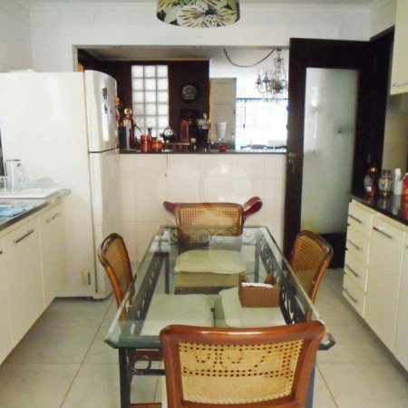 Casa à venda com 5 quartos, sendo 2 suítes, em Jardim Prudência, São Paulo, SP