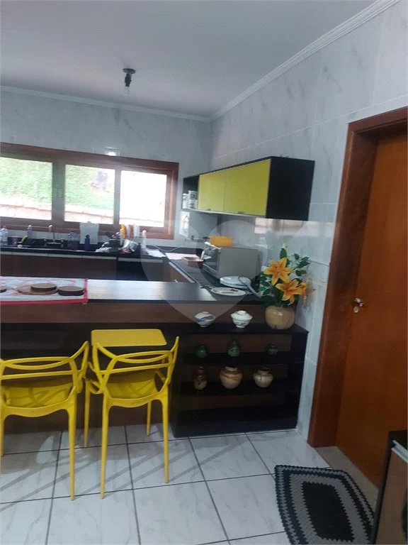 Casa à venda com 4 suítes no condomínio Parque dos Resedas, Itupeva - SP