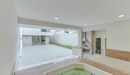Casa à venda com 4 suítes no condomínio Carmen, São Paulo - SP