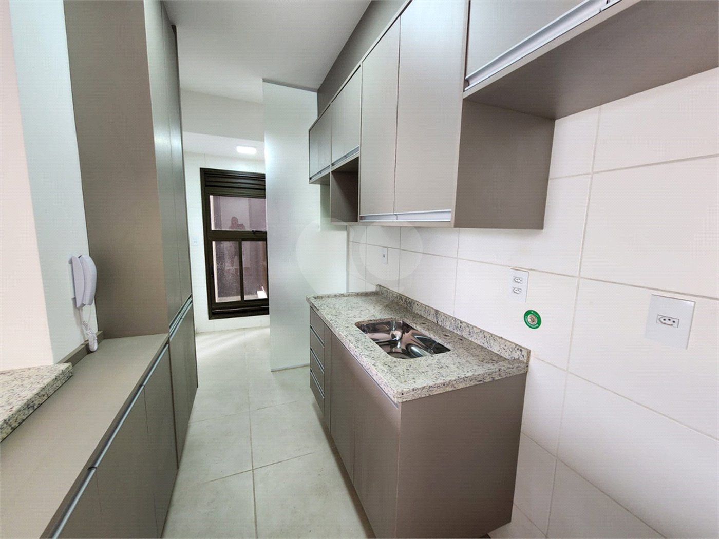 Apartamento à venda com 2 quartos, sendo 1 suíte,  em Jardim Piratininga, Sorocaba, SP