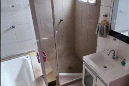 Casa à venda com 2 suítes em Jardim Soraia, São Paulo, SP