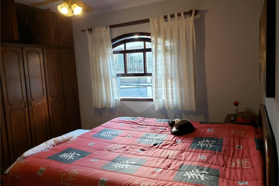Sobrado à venda com 3 quartos, sendo 1 suíte,  em Vila Gustavo, São Paulo, SP