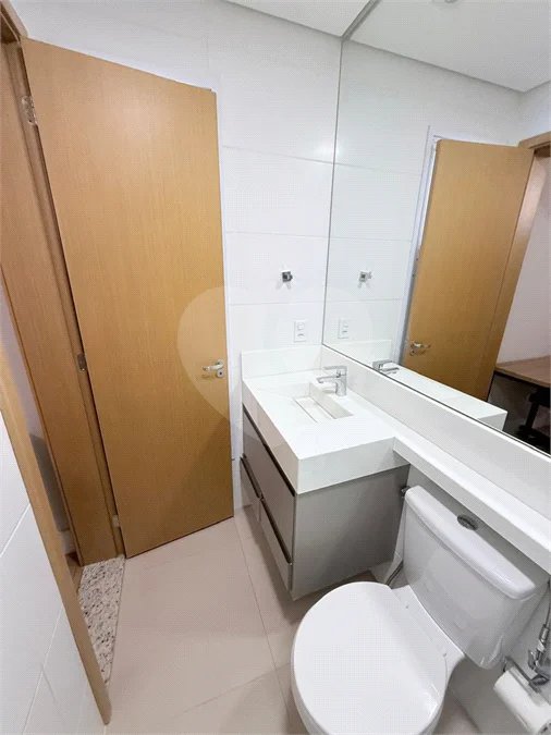 Apartamento mobiliado para locação no Edifício Montes Claros – Centro | Piracicaba/SP