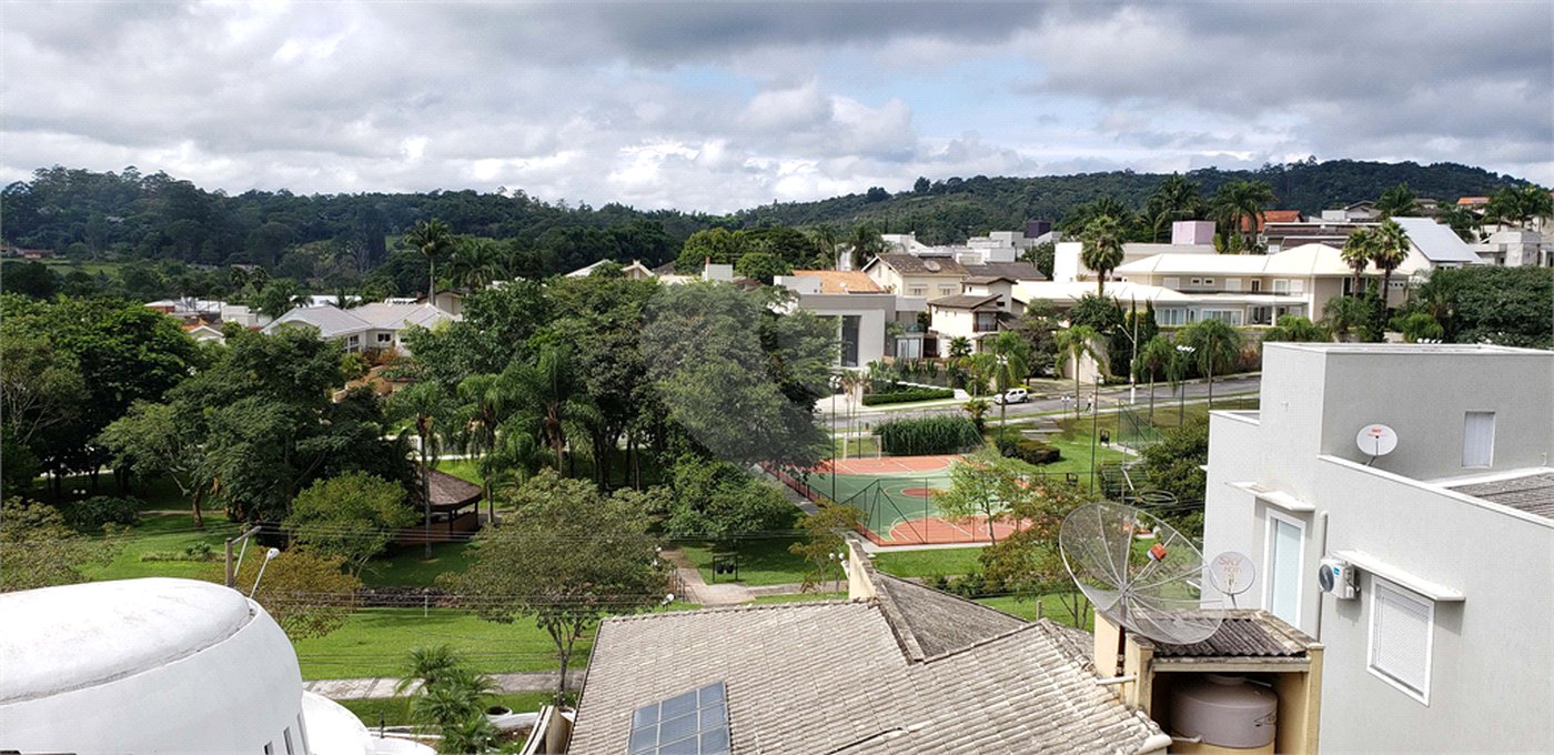 Casa à venda com 4 suítes no condomínio Real Park, Mogi das Cruzes - SP