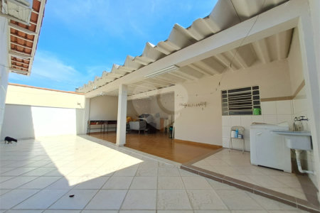 Casa à venda com 3 quartos, sendo 1 suíte, em Vila Trujillo, Sorocaba, SP