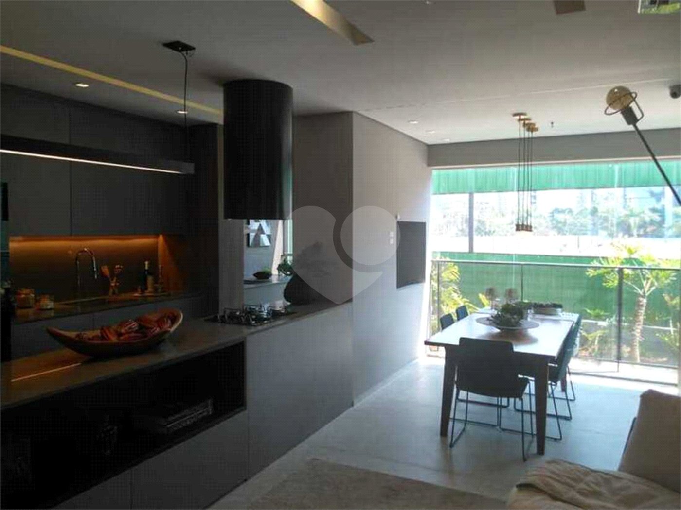 Apartamento à venda com 3 quartos, sendo 1 suíte,  em Jardim das Acácias, São Paulo, SP