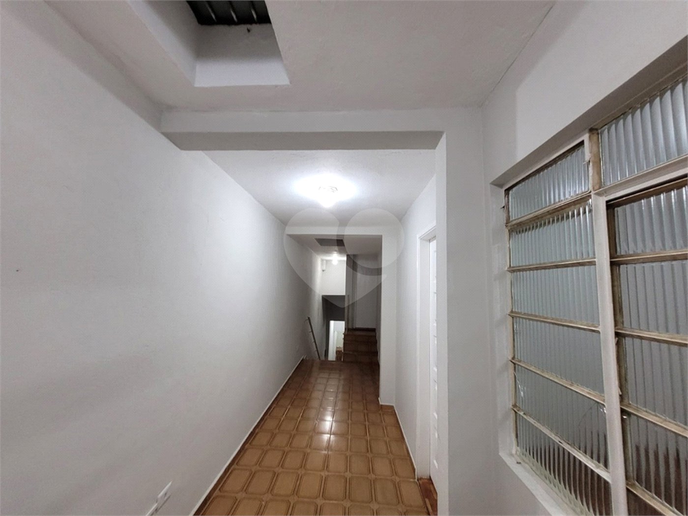 Sobrado à venda com 4 quartos em Vila Jurema, Ferraz de Vasconcelos, SP