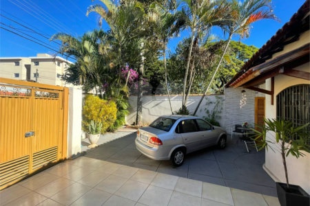 Casa térrea disponível para venda no Jardim Bandeirantes