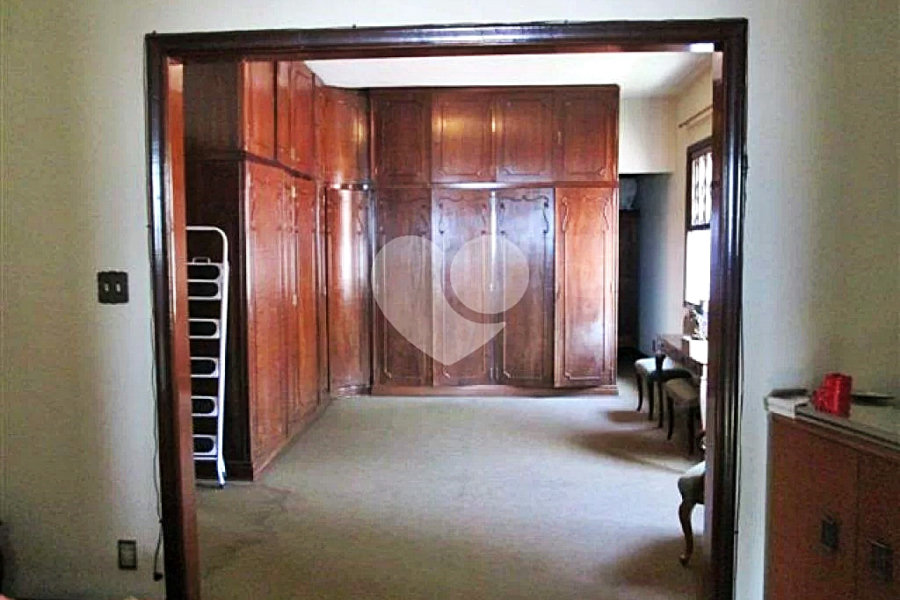 Sobrado à venda com 4 quartos, sendo 2 suítes, em Jardim Floresta, São Paulo, SP