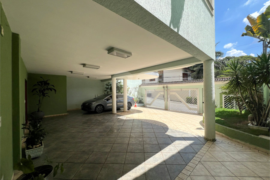 Sobrado à venda com 4 suítes em Tremembé, São Paulo, SP